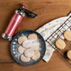 Produktbild des Produkts MARCATO Biscuits Gebäckpresse pink inkl. Schürze